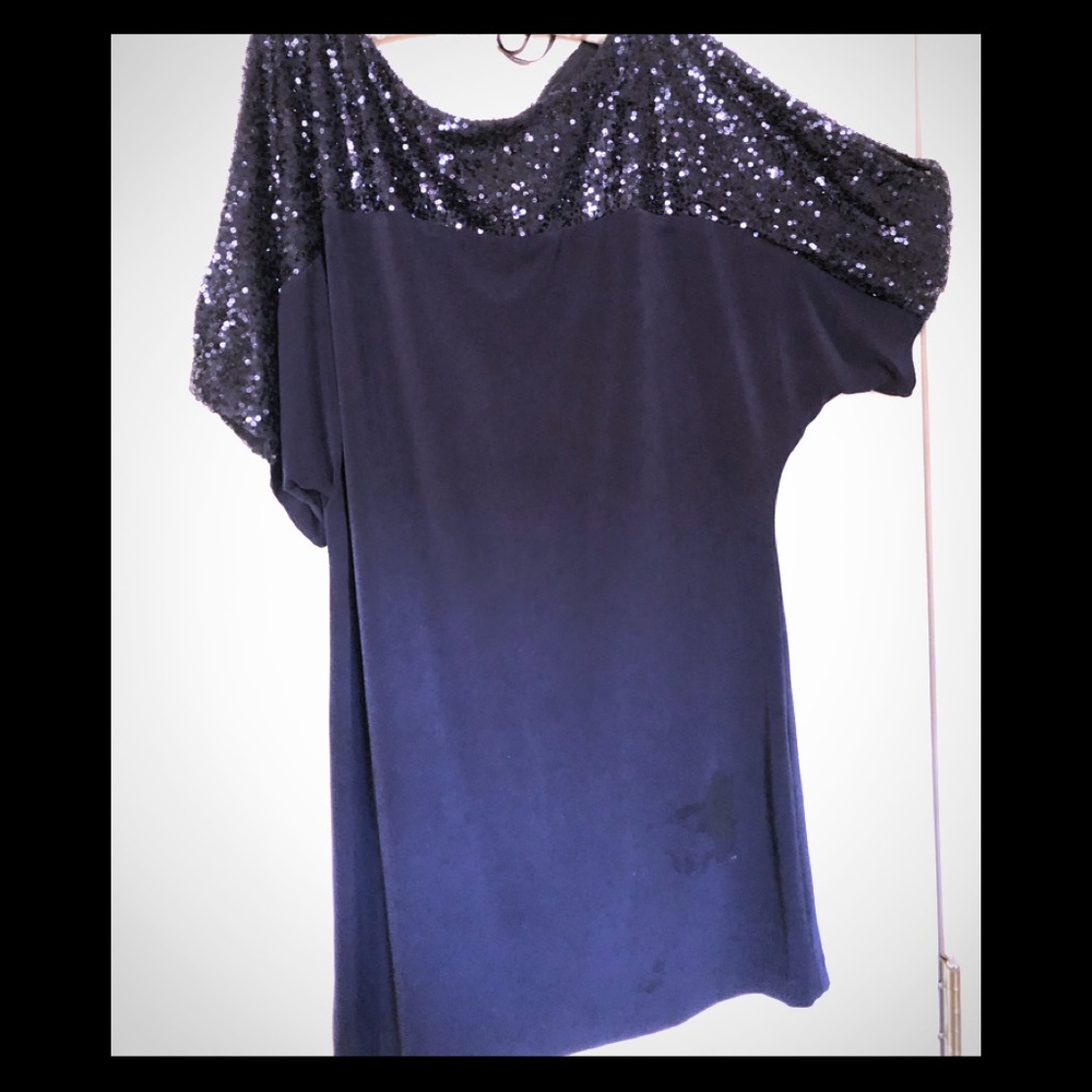 Cachet Cold Shoulder Dress